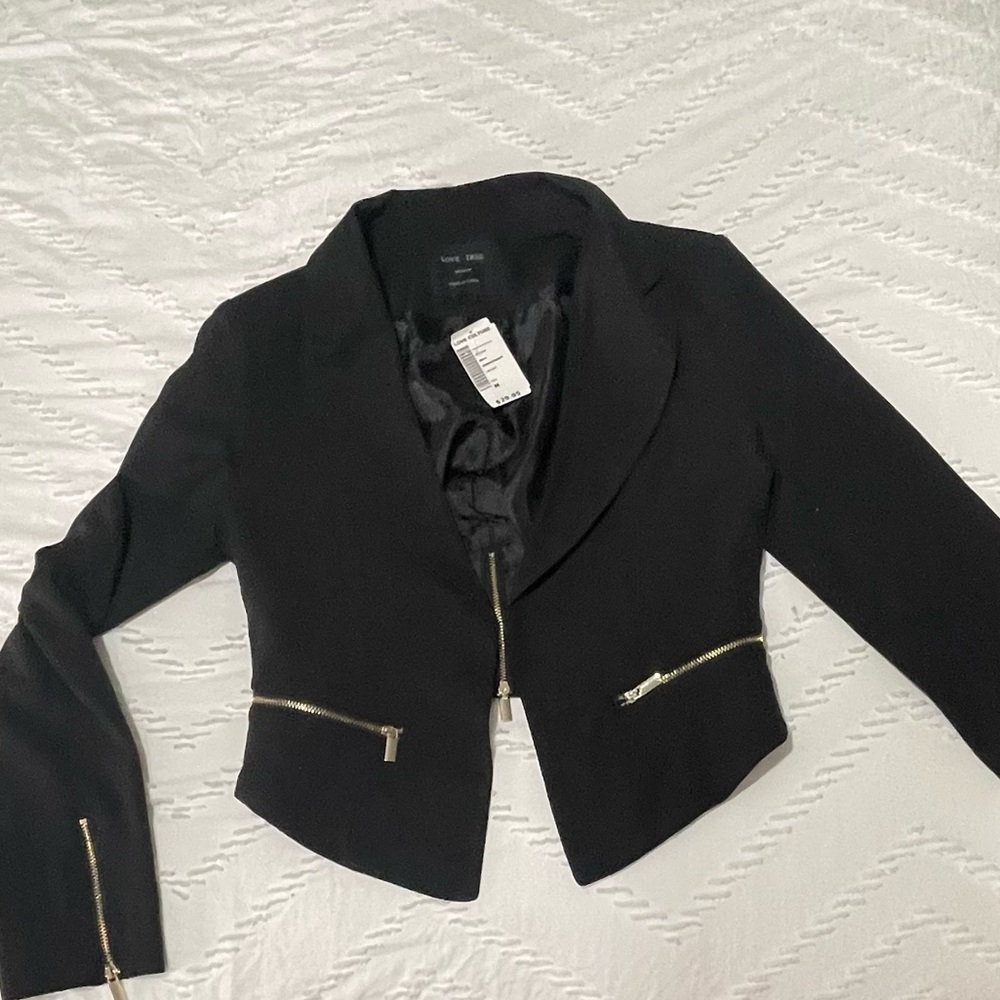 NWT Love Tree Blazer w Gold Zippers